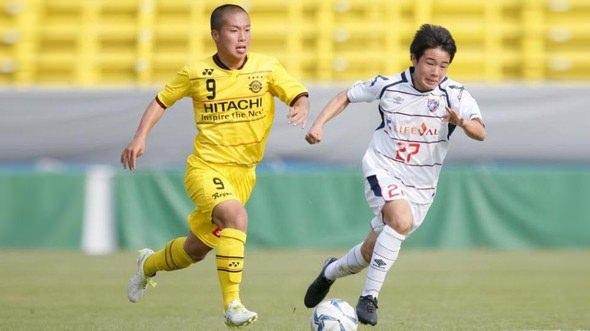 <p>Shunta Nakamura (Japonya)<br />
<br />
Kashiwa Reysol U18<br />
<br />
Forvet<br />
<br />
1999</p>
