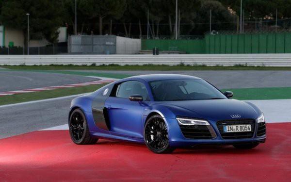 <p>Audi R8-V10</p>