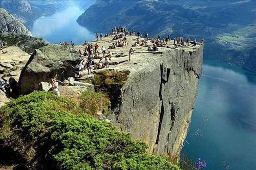 Preachers Kayalıkları, Norveç