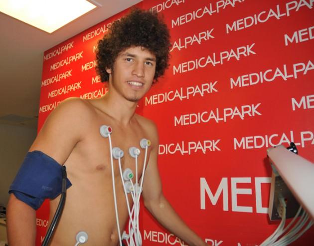 SALİH UÇAN (FENERBAHÇE) Genç Salih Uçan, Bucaspor'dan Fenerbahçe'ye geldi.