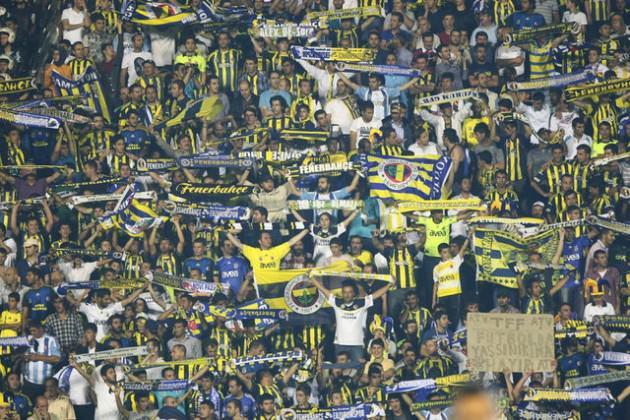 <p>Konya: %37 GS - %33 FB - %22 BJK</p>