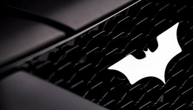 The Dark Knight Rises filminden esinlenen yeni Nissan Juke Batman hayranlarının gönlünü fethetti.Satışa sunulmayacak olan bu model filmin Blu-Ray ve DVD’sinin piyasaya çıkmasını kutlamak için yapıldı.