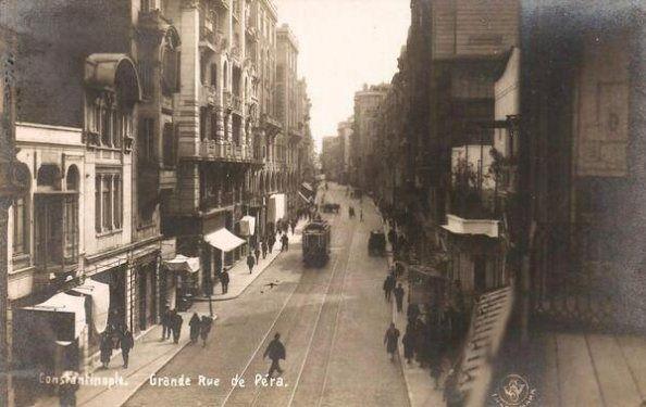 <p>İstiklal Caddesi (1934)</p>