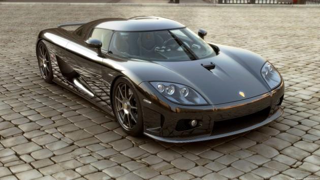 <div id="Text">Koenigsegg CCX 400 bin Euro </div>