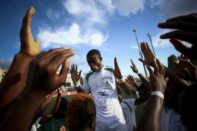 Bülent Doruk AA Ünlü bir futbolcu olma hedefiyle Türkiye`ye gelen Afrikalı futbolcular.