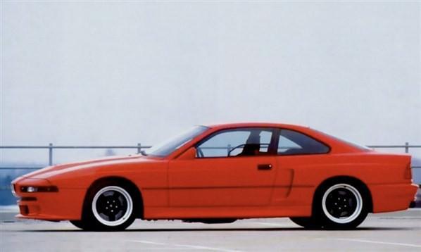 BMW M8 - BMW'nin M serisi 1990'larda M3 ve M5 modelleriyle bir çok övgü almıştı. O sıralarda BMW'nin M8'i çıkaracağı söyleniyordu. Fakat piyasada bir durgunluk olduğu kesin. BMW böyle bir araba yarattığını inkar ediyor. Fakat 2010 yılında Münih'teki bir müzede gazetecilere prototip M8'i göstermişti. 550bhp gücünde V12 motor tam bir canavardı.