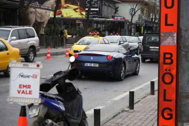<p>Volkan Demirel-Ferrari California</p>