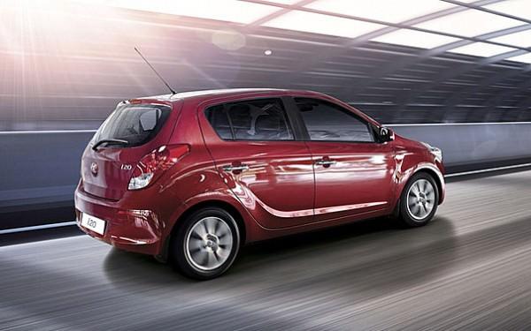 Hyundai’nin B segmentindeki başarılı oyuncusu yeni i20, Hyundai Kredi’yle birlikte 20.000 TL için 20 ay vadede yüzde 0 faizle satın alınabiliyor. Ayrıca tüm Hyundai modelleri için de yüzde 0.75 faiz oranından başlayan kredi seçenekleri sunuluyor.