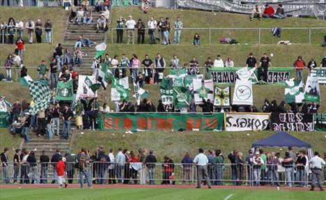 <p>Avusturya; Viyana Stadyumu Bu garip stadyum da rugby oyunları için yaratılmış. Koltuğu olmayan yegane statlardan biri.</p>