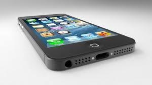 iPhone 5 Tam ekran modu sayesinde artık kullanıcılar herhangi bir içeriği tam ekran olarak görüntüleyebiliyor ve böylece çubuklar da görüntüyü bozmuyor.