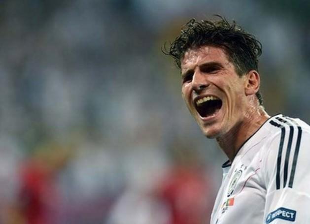 56-Mario Gomez