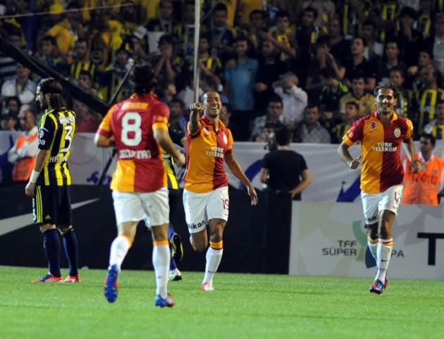 Pastanın üzerindeki çilek, meğer Cüneyt Çakır’mış