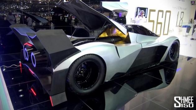 <p>"Devel Sixteen" otomobilinin motorunu ABD'li bir şirketin geliştirdiğini belirten Şeyh Attar, otomobilde 7.2 litrelik V16 motor kullanılacağını belirtti.</p>