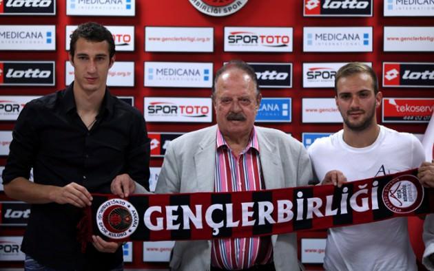 SERKAN KURTULUŞ (GENÇLERBİRLİĞİ) Galatasaray'da yeterli forma şansı bulamayan Serkan Kurtuluş, sarı kırmızılılardan ayrılıp Gençlerbirliği'ne transfer oldu.