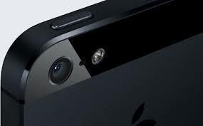 iPhone 5 Panaroma özelliği sayesinde artık panaromik çekimler iPhone 5 ile yapılabilecek. Panaroma görüntü teknolojisi sayesinde farklı fotoğraflar bir araya getiriliyor ve ortaya çok daha geniş ve büyük fotoğraflar çıkıyor.