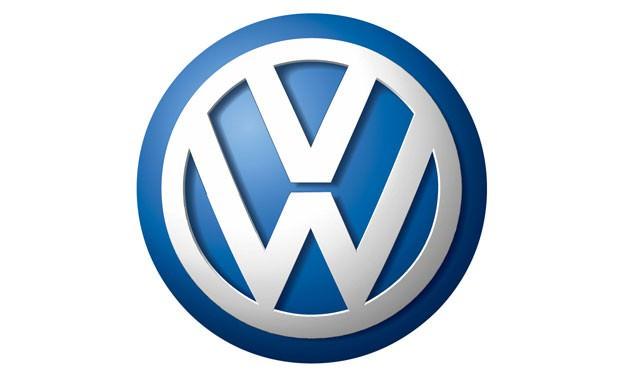<p><strong>Volkswagen</strong><br />
<br />
VW amblemi, Porsche mühendisi Franz Xaver tarafından bulundu.<br />
Ekim 1948'den bu yana markanın iki harfi Almanya'nın Wolfsburg şehrini simgeliyor.</p>