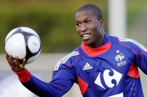 Rod Fanni     31 - Olimpik Marsilya