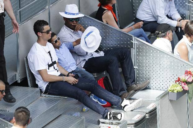 Ünlü futbolcunun oğlu Cristiano Jr'ın babasına olan benzerliği de dikkatlerden kaçmadı.