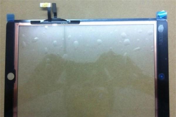 <p>Çerçeve, iPad mini’de olduğu gibi indiyum kalay oksitten yapılma.</p>