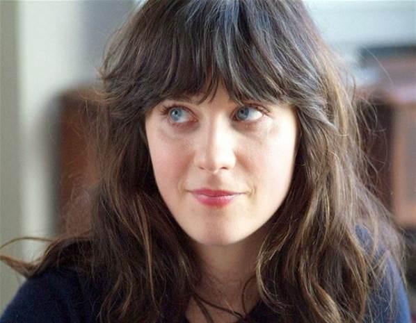 Zooey Deschanel - Zooey Deschanel hep özgür ruhlu, şirin komşu kızı rollerine takılı kalma tehlikesinde gibi görünüyor. İşte kanıtlar: 500 Days of Summer, Yes Man ve en son televizyon dizisi New Girl'deki rolleri!