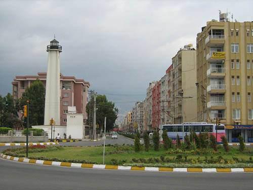 <p>İskenderun Nüfusu: 190.279 Bağlı olduğu il: Hatay</p>
