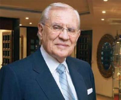 49- Erdoğan Demirören   Şirketi: Demirören Holding  2011 sırası: 50 