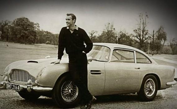 <p>02. DB5 / Aston Martin</p>