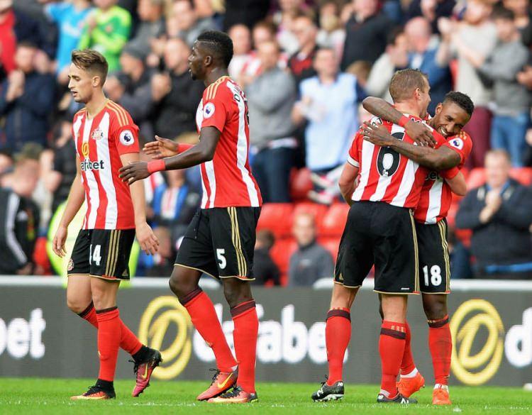<p>Sunderland – €208m</p>
