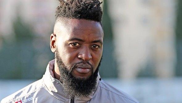 <p><strong>GİDENLER</strong></p>

<p>Charles Itandje (Adanaspor) - Bonservissiz - Kaleci<br />
Daniel Larsson (Akhisar Belediyespor) - Bonservissiz - Sol Kanat<br />
Emre Nefiz (Alanyaspor) - Bonservissiz - Sol Kanat<br />
İlker Günaslan (Erzurumspor) - Kiralık - Sol Bek<br />
Serhan Yılmaz (Batman Petrolspor) - Kiralık - Santrafor</p>
