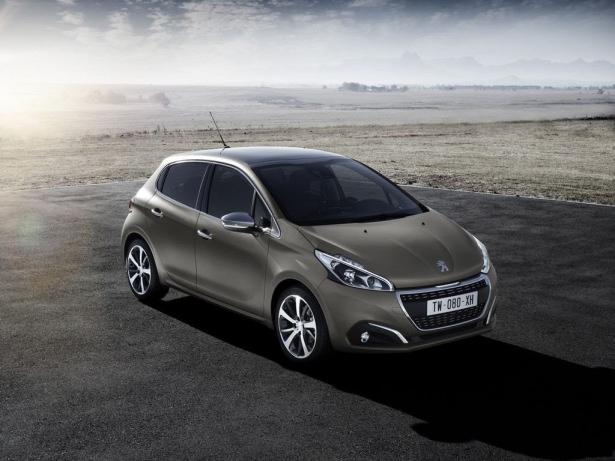 <p>Peugeot</p>
<p> </p>
<p>Yeni 208'i "yarısı peşin, yarısı ayda 606 TL'den başlayan taksitle" satışa sunan Peugeot, bu modelin otomatik vitesli versiyonlarında ise 2 bin 750 TL 'ye varan fiyat avantajı sağlıyor. Otomatik vitesli Peugeot 2008 Crossoverları düz vites fiyatı ve cam tavan hediyesiyle müşterilerle buluşturan Peugeot, Yeni 308'in 1.6 BlueHdi tam otomatik dizel versiyonlarını 3 bin TL, 3008 ve 5008'in 1.6 BlueHDi tam otomatik dizel versiyonlarını ise 5 bin TL fiyat avantajıyla satıyor. Peugeot, Yeni 508 Active versiyonlarında ise Full LED ve Sunroof hediye ediyor. Peugeot, ticari araçları Partner Tepee'de 20 bin TL 20 ay, Bipper Tepee'de da 15 bin TL 15 ay faizsiz kredi fırsatı sunuyor.</p>