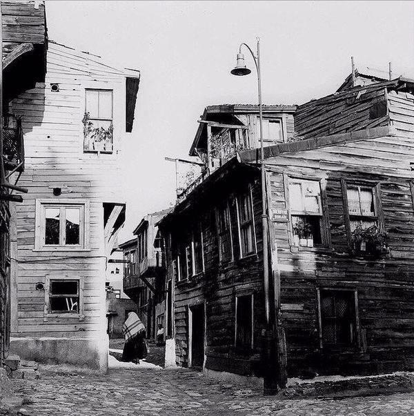 <p>Fatih, 1965 </p>

<ul>
</ul>
