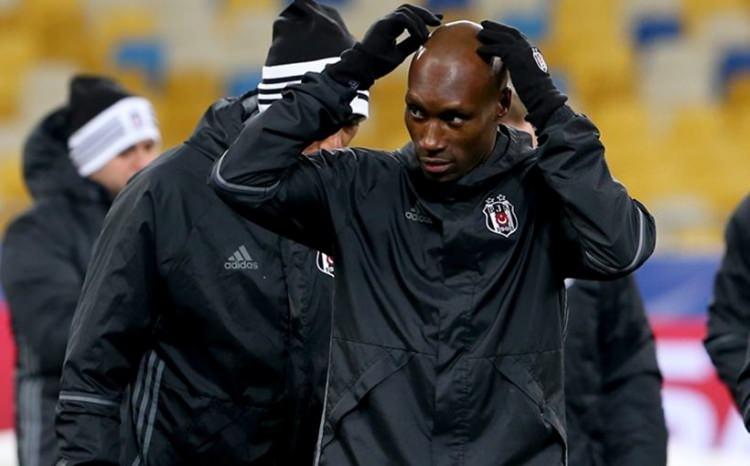 <p>ATİBA HUTCHİNGSON - KUTLUCA</p>
<p>Beşiktaş'ın joker futbolcusu olan Atiba takım içi dengelerde önemli bir paya sahip.</p>
