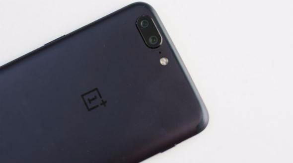 <p>Çin’de genel olarak 6GB RAM kullanan telefonlar fazla olduğu için, OnePlus 5’te de min. 6GB RAM tercih edilmiş durumda. Zira geçtiğimiz sene satışa sunulan OnePlus 3T’de de 6GB RAM tercihlenmişti.</p>
<p> </p>