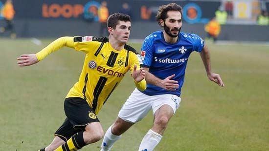 <p>Ankette Hamit Altıntop'u Bayer Leverkusen'den Chicharito yüzde 33, Schalke 04'ten Leon Goretzka yüzde 16 ve Hamburg'dan Nicolai Müller yüzde 13 oyla takip etti.</p>

<p> </p>
