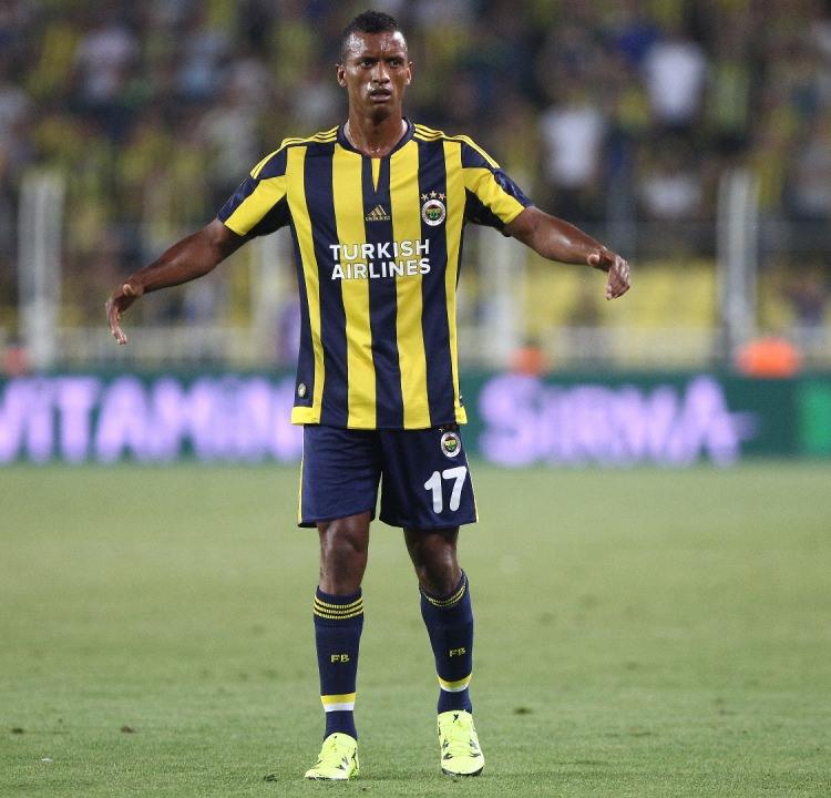 <p>Luis Nani<br />
<br />
Geçtiğimiz sezon başı Fenerbahçe'ye katılan Luis Nani, sezona iyi başladı. Antalyaspor ve Başakşehir maçlarında attığı gollerle takımına kritik 3 puanlar kazandırdı.</p>
