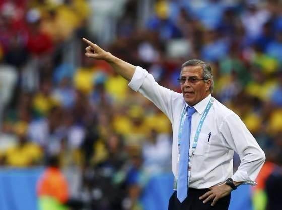 <p>40 Oscar Tabarez</p>
<p>Takım: Uruguay</p>