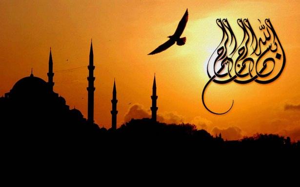 <p> Arkasında bir mazereti olmadan yüz üstü yatanı uyarır ve şöyle derdi: “Allah’ın en öfkelendiği yatış şekli budur.”</p>