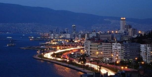 <p>İZMİR - Kordon</p>
