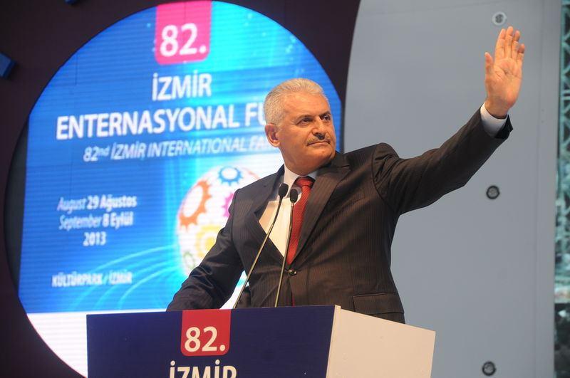 <p>19 Haziran 2009 tarihinde Samsun 19 Mayıs Üniversitesi'nden Fahri Doktora ünvanı verildi</p>

<p> </p>
