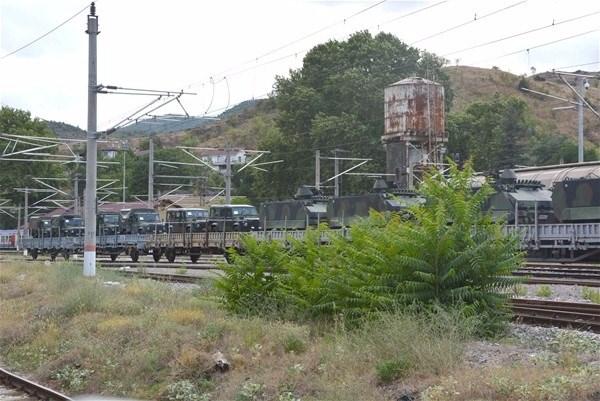 <p>Yük treni, 16 Temmuz saat 03.00’ten beri polis gözetiminde Bilecik Garı’nda bekletiliyor.</p>

<p> </p>
