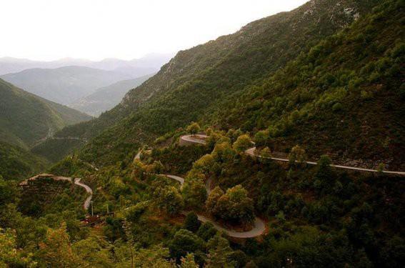 <p>Col de Turini, Fransa</p>