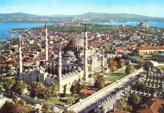 <p>Süleymaniye Camii (1960'lı yıllar)</p>