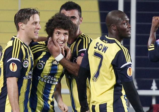<p><strong>SELÇUK ŞAHİN</strong><br />
''Salih Hep Böyle Oynasın Ben Bu Yaşımda Onun Yedeği Olmaktan Gurur Duyarım.''</p>