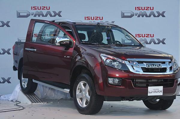 Isuzu D-Max kampanyasında 39.000 TL tüzel kredi kullanımında 60 ay vade için günlük 28,32 TL ve bireysel kredi kullanımında ise günlük 29,27 TL’ye denk gelen kredi imkanı sunuluyor.