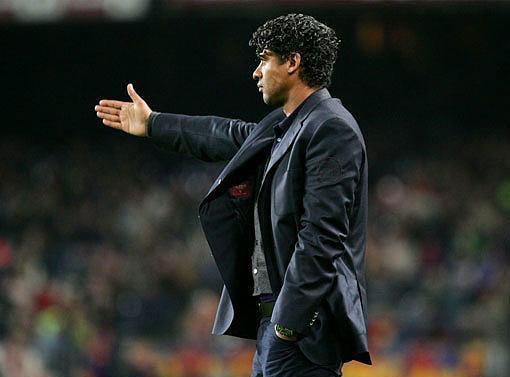 <p>Frank Rijkaard: "Aslında her şeyden biraz var Türk futbolunda. Ama hiçbir şeyden tam yok"</p>