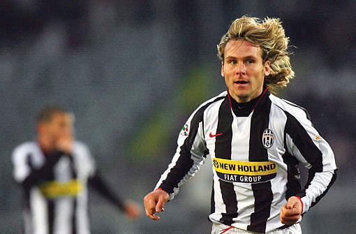 <p>Pavel Nedved: "Bir takım küme düşerse futbolcular gider, adamlar kalır."</p>