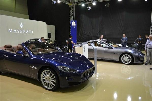   Maserati standı