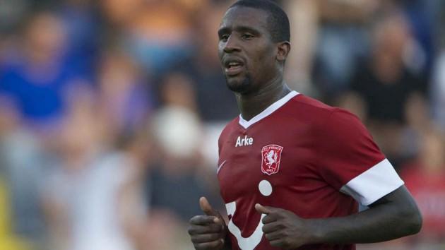 Douglas      24 - Twente