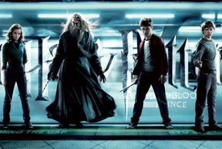 Harry Potter ve Melez Prens: 250 milyon dolar  Özgün adı 'Harry Potter and the Half-Blood Prince' olan film, Harry Potter serisinin aynı adı taşıyan, altıncı kitabından uyarlandı. 2008 yapımı fantastik macera filminin yönetmenliğini, David Yates üstlendi. Oyuncuları arasında Daniel Radcliffe, Rupert Grint, Emma Watson, Bonnie Wright, Matthew Lewis, Helena Bonham Carter gibi usta isimlerin bulunduğu filmin yapımcıları David Heyman ve David Barron. Filmin senaryosunu ise J. K. Rowling'in kitabına dayanarak Steve Kloves kaleme aldı.Bazı sahnelerinde IMAX teknoloji kullanılan filmin dünya çapında gişe hasılatı 934 milyon doların üzerinde.