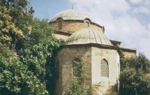 <p>Ragıb Mehmed Paşa Türbesi</p>
<p>Ordu Caddesi Laleli - Eminönü - Fatih</p>